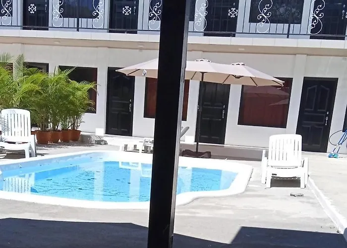 Y Restaurante Rancho De Sebas *